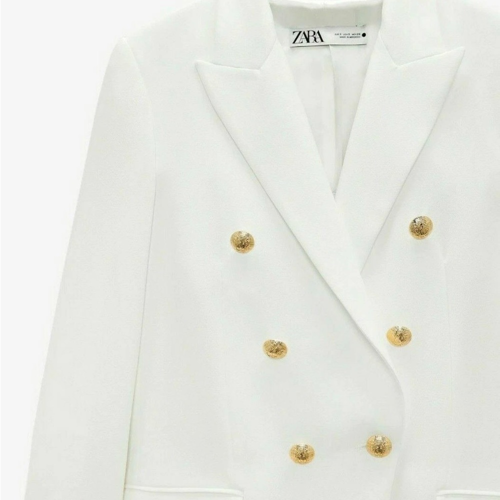Zara Ivory Blazer with Gold Accents - Picture 8 of 14